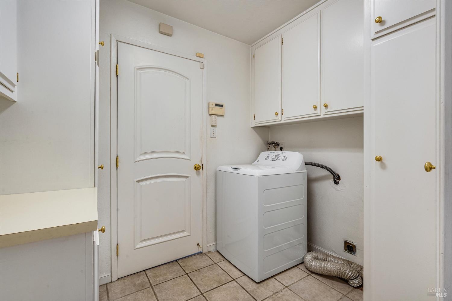 Detail Gallery Image 23 of 48 For 3968 Montrose St, Napa,  CA 94558 - 4 Beds | 3/1 Baths