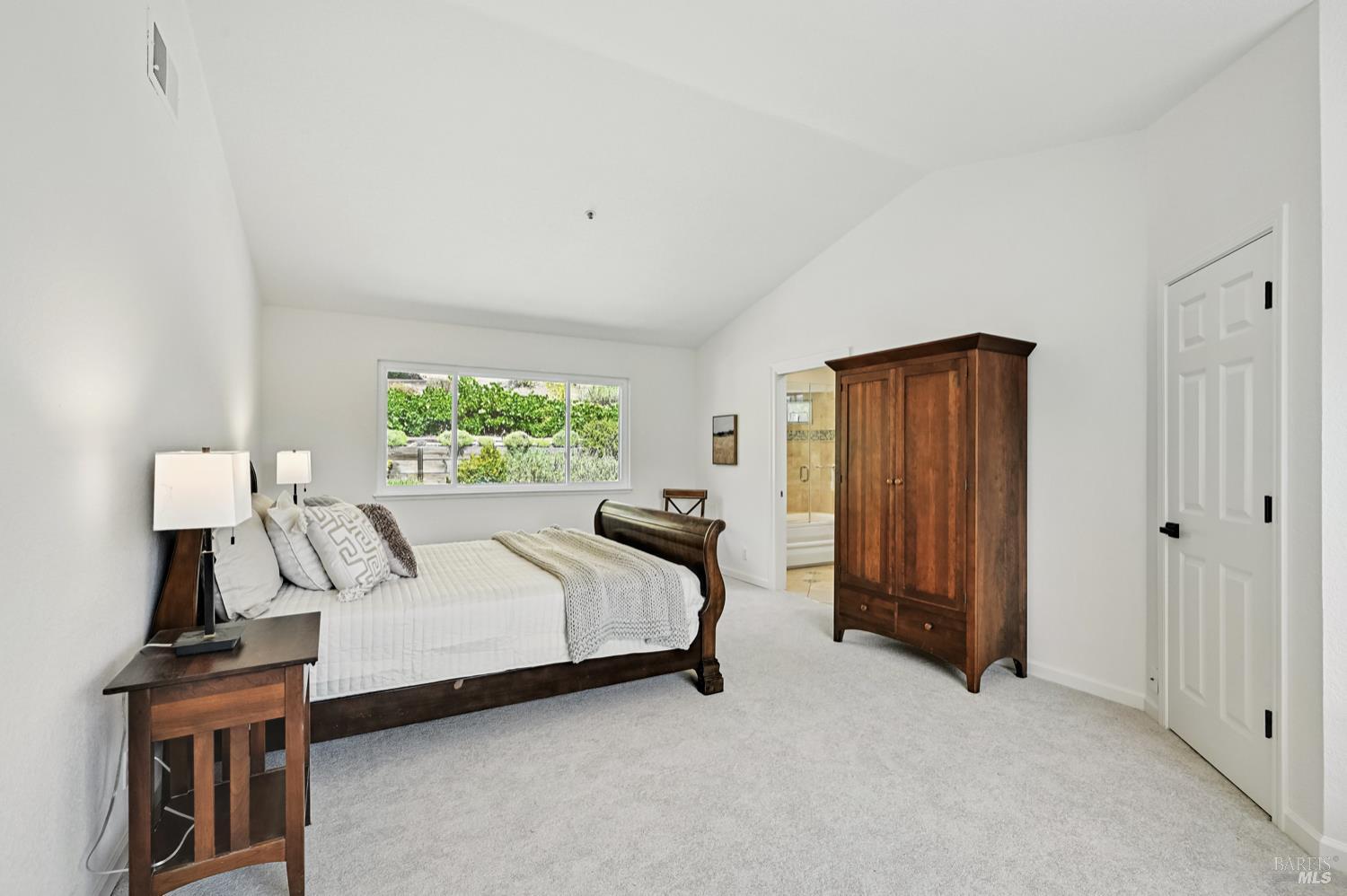 Detail Gallery Image 18 of 31 For 201 Deborah Ct, Novato,  CA 94949 - 4 Beds | 3 Baths