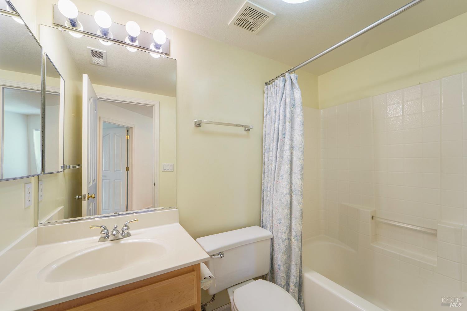 Detail Gallery Image 22 of 47 For 2900 Calle De Cordoba Unkn, Fairfield,  CA 94534 - 3 Beds | 2/1 Baths