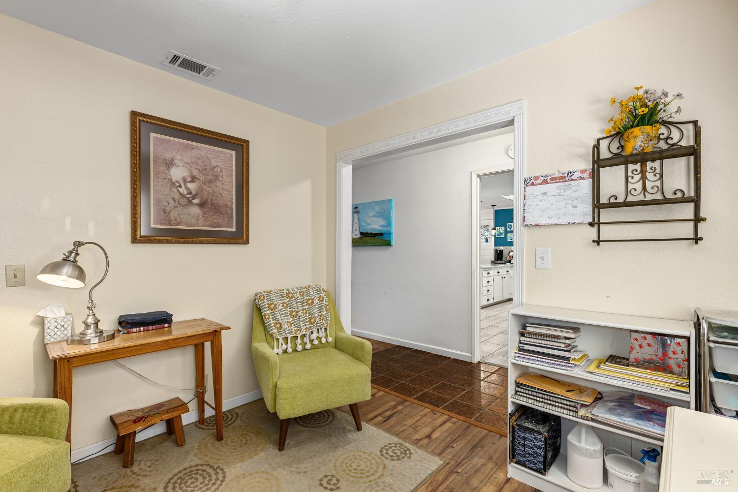 Detail Gallery Image 15 of 33 For 131 Hartford Ave, Vacaville,  CA 95687 - 4 Beds | 2 Baths
