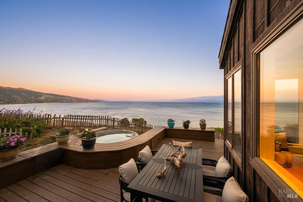 Detail Gallery Image 21 of 23 For 77 Crescente Ave, Bolinas,  CA 94924 - 4 Beds | 3 Baths