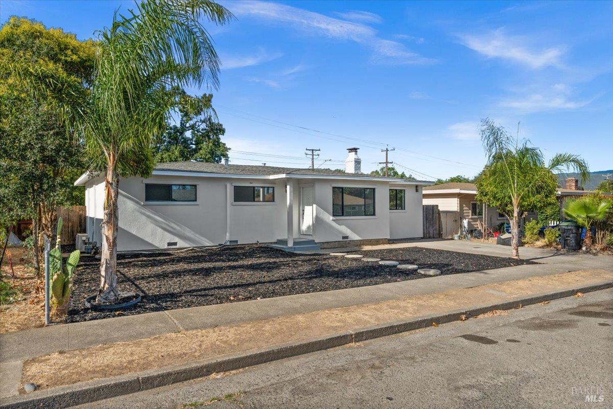 Detail Gallery Image 5 of 40 For 110 Tedford Ave, Ukiah,  CA 94565 - 4 Beds | 3 Baths