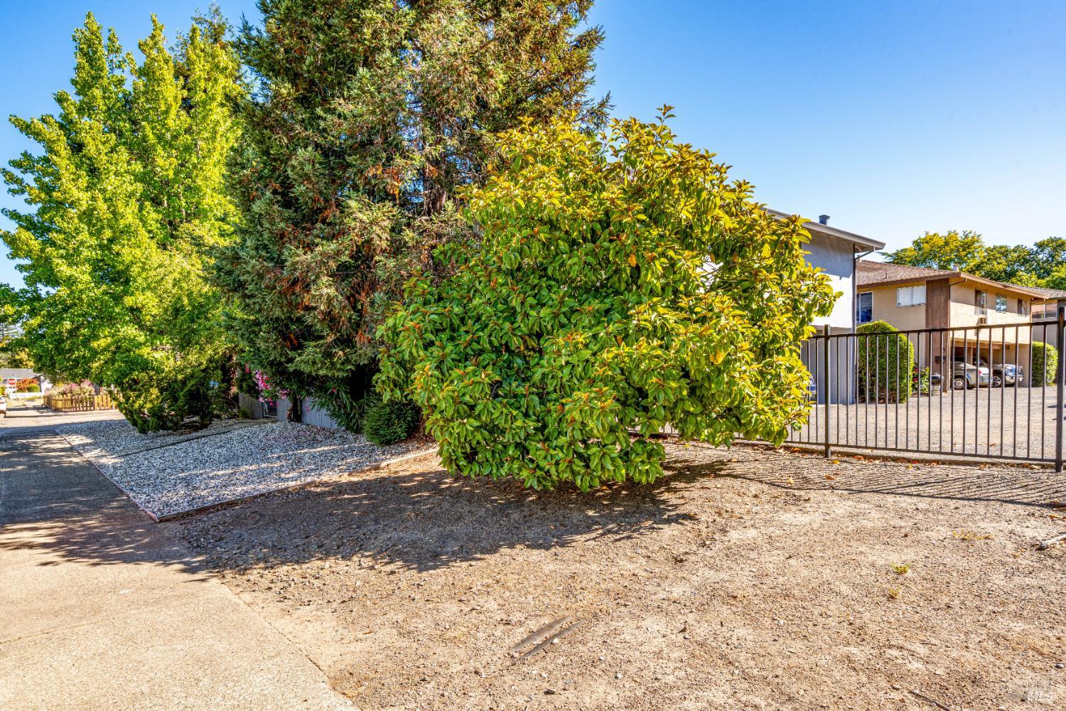 Detail Gallery Image 9 of 22 For 5020 Roma St, Santa Rosa,  CA 95409 - – Beds | – Baths