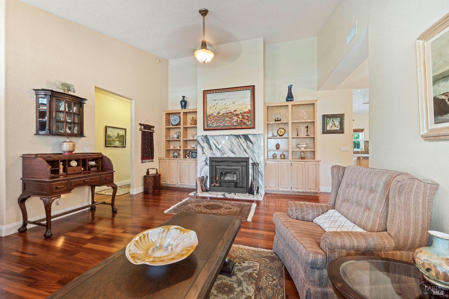 Detail Gallery Image 16 of 54 For 967 Cedar Brook Ln, Vacaville,  CA 95687 - 4 Beds | 2/1 Baths