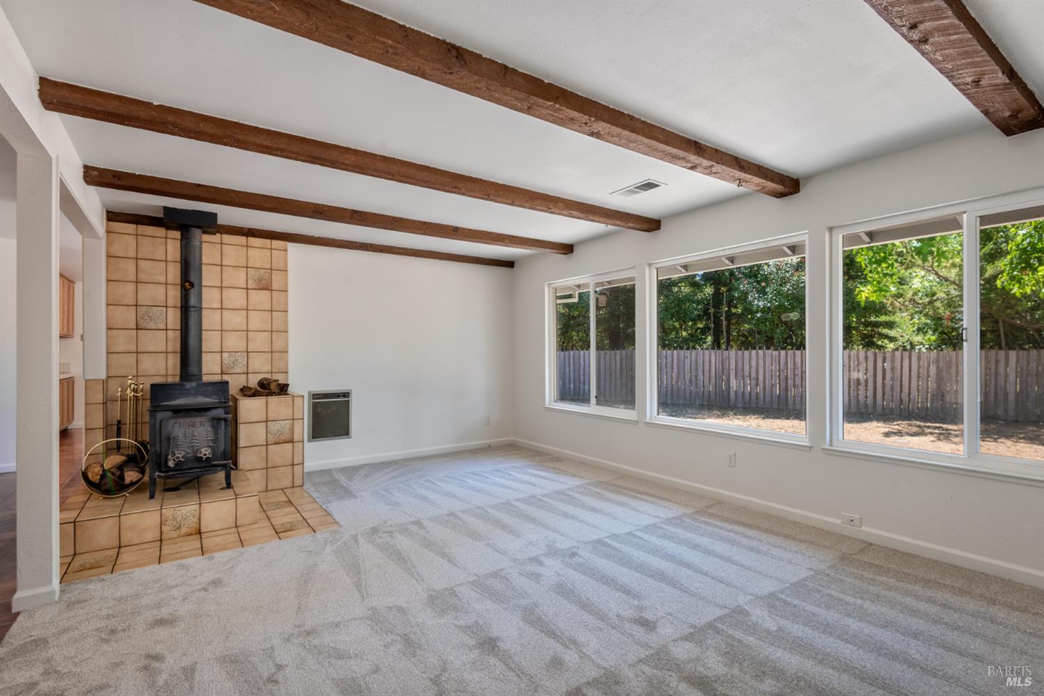 Detail Gallery Image 11 of 51 For 5414 Hessel Ave, Sebastopol,  CA 95472 - 3 Beds | 2 Baths