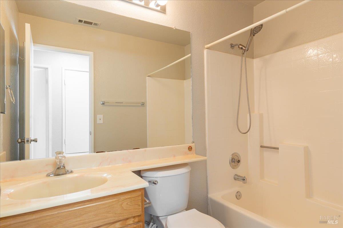 Detail Gallery Image 20 of 44 For 987 Daniel St, Fairfield,  CA 94533 - 2 Beds | 2 Baths