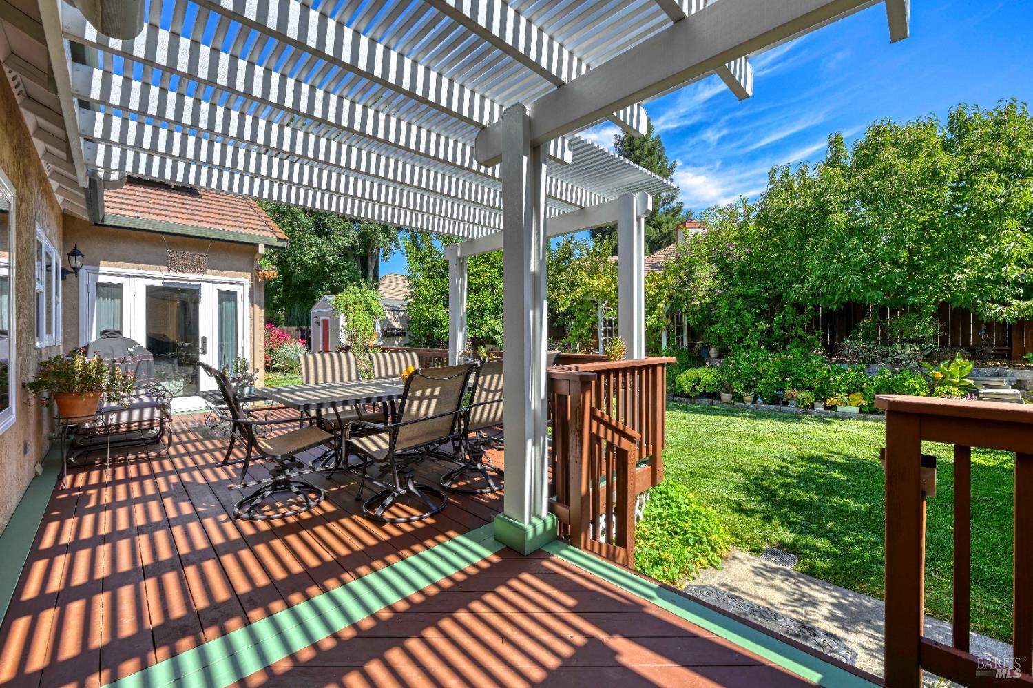Detail Gallery Image 29 of 54 For 967 Cedar Brook Ln, Vacaville,  CA 95687 - 4 Beds | 2/1 Baths