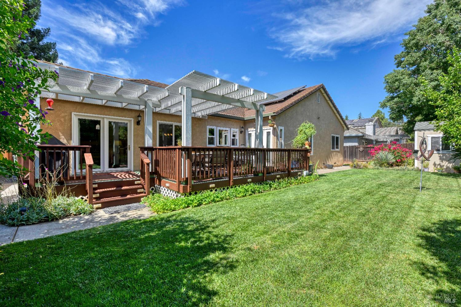 Detail Gallery Image 37 of 54 For 967 Cedar Brook Ln, Vacaville,  CA 95687 - 4 Beds | 2/1 Baths