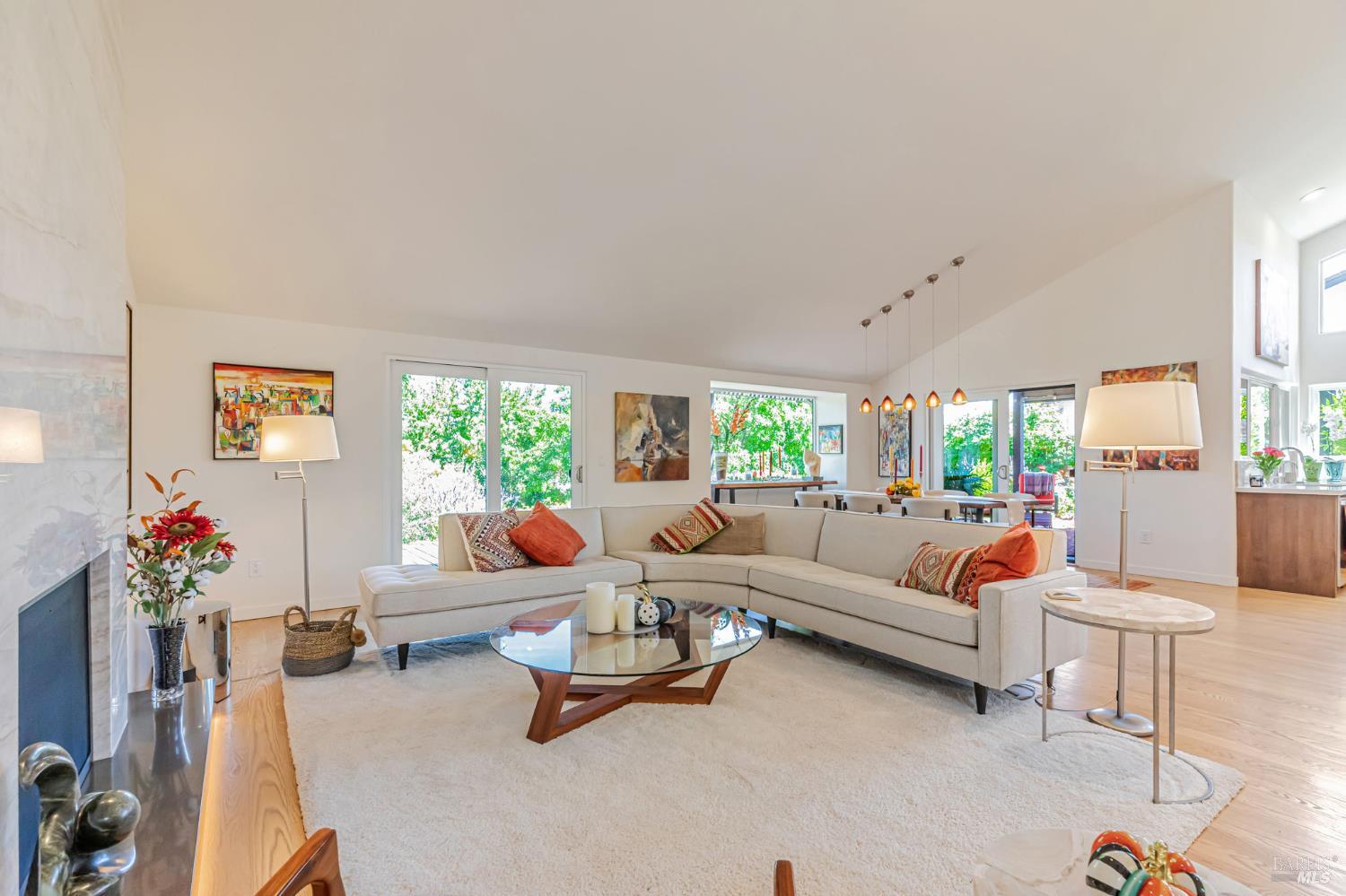Detail Gallery Image 7 of 36 For 464 Oak Brook Ct, Santa Rosa,  CA 95409 - 2 Beds | 2 Baths