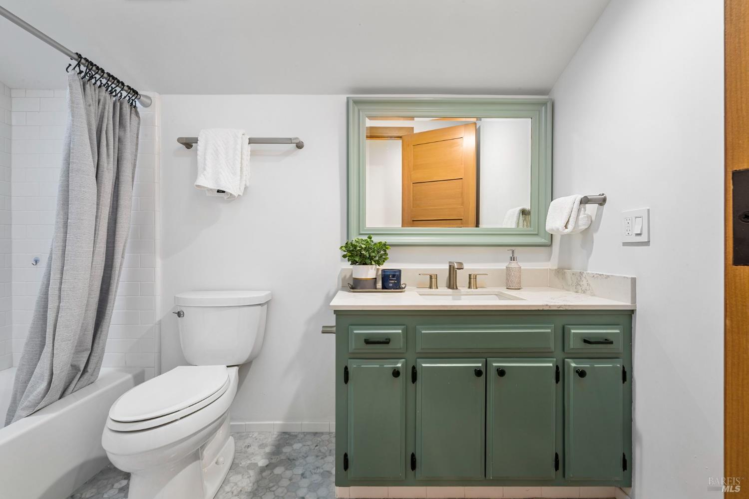 Detail Gallery Image 34 of 70 For 4795 Ponderosa Dr, Santa Rosa,  CA 95404 - 4 Beds | 3/1 Baths