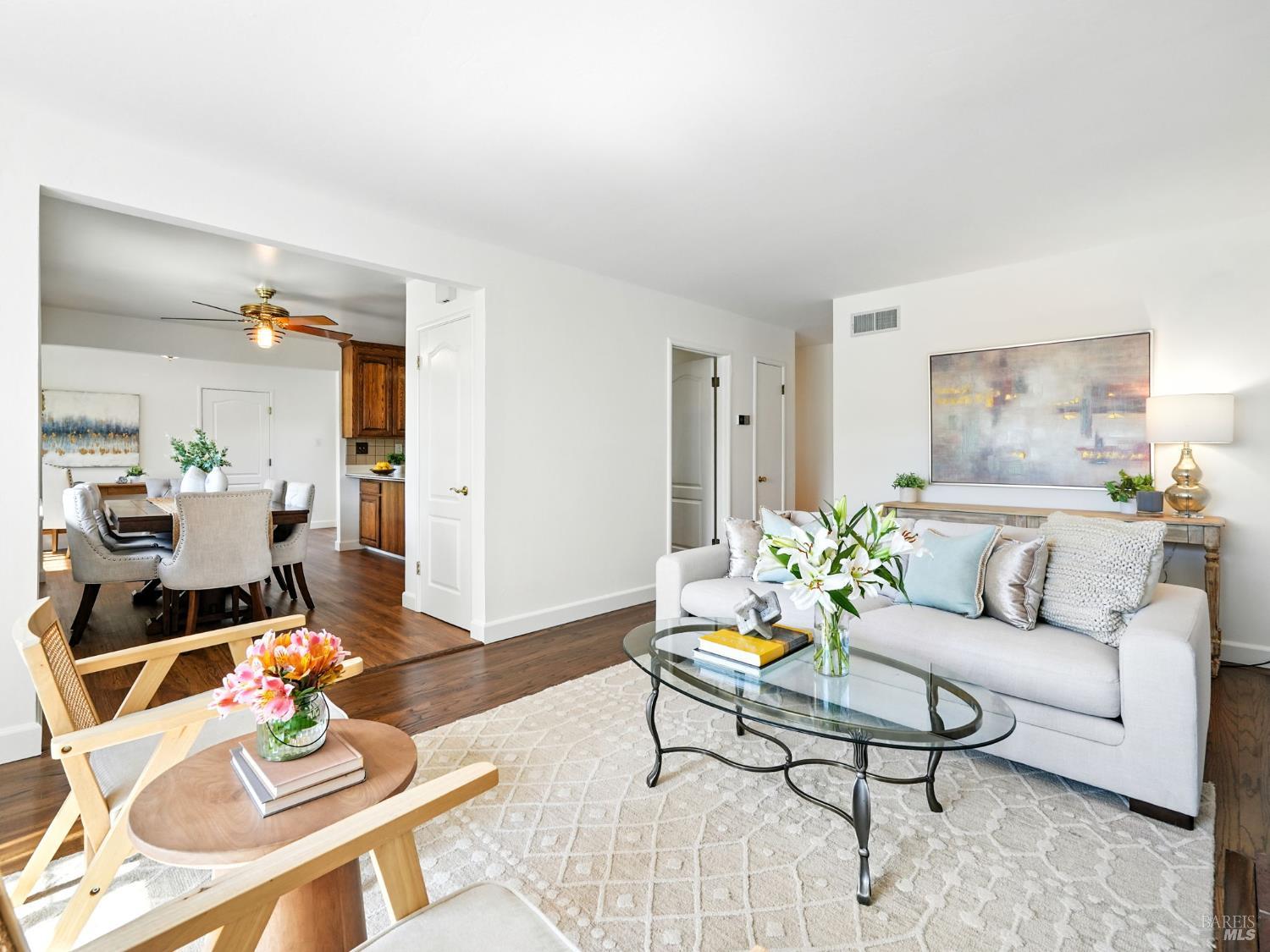 Detail Gallery Image 2 of 40 For 1388 Donna St, Novato,  CA 94947 - 3 Beds | 2 Baths