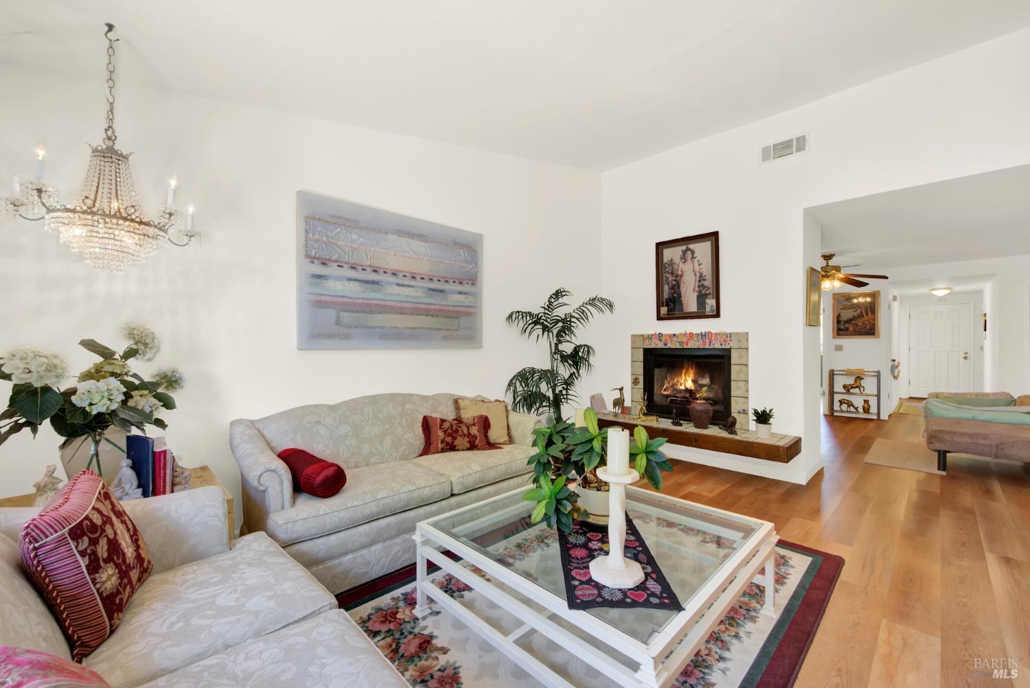 Detail Gallery Image 12 of 50 For 240 Grand Canyon Dr, Vacaville,  CA 95687 - 2 Beds | 2 Baths
