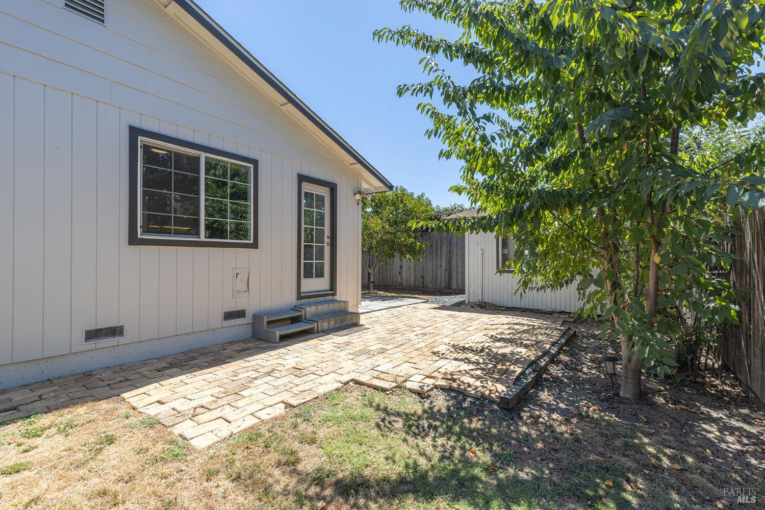 Detail Gallery Image 19 of 27 For 1538 Surrey Dr, Santa Rosa,  CA 95401 - 2 Beds | 1 Baths