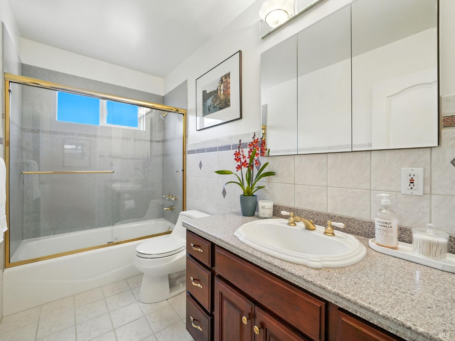 Detail Gallery Image 21 of 40 For 1388 Donna St, Novato,  CA 94947 - 3 Beds | 2 Baths
