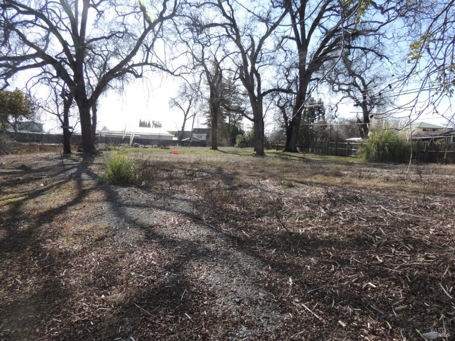 Detail Gallery Image 10 of 14 For 3530 Lakeshore Blvd, Lakeport,  CA 95453 - – Beds | – Baths