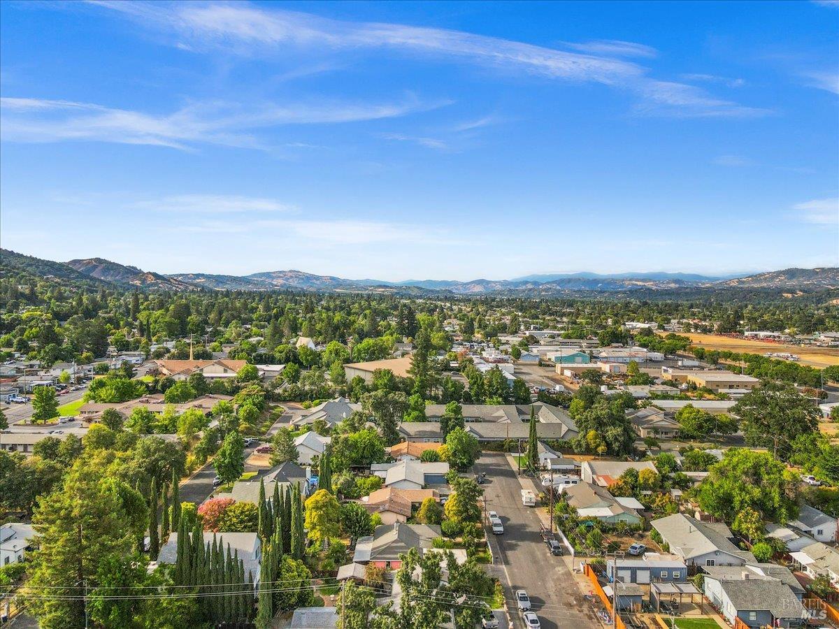 Detail Gallery Image 33 of 40 For 110 Tedford Ave, Ukiah,  CA 94565 - 4 Beds | 3 Baths