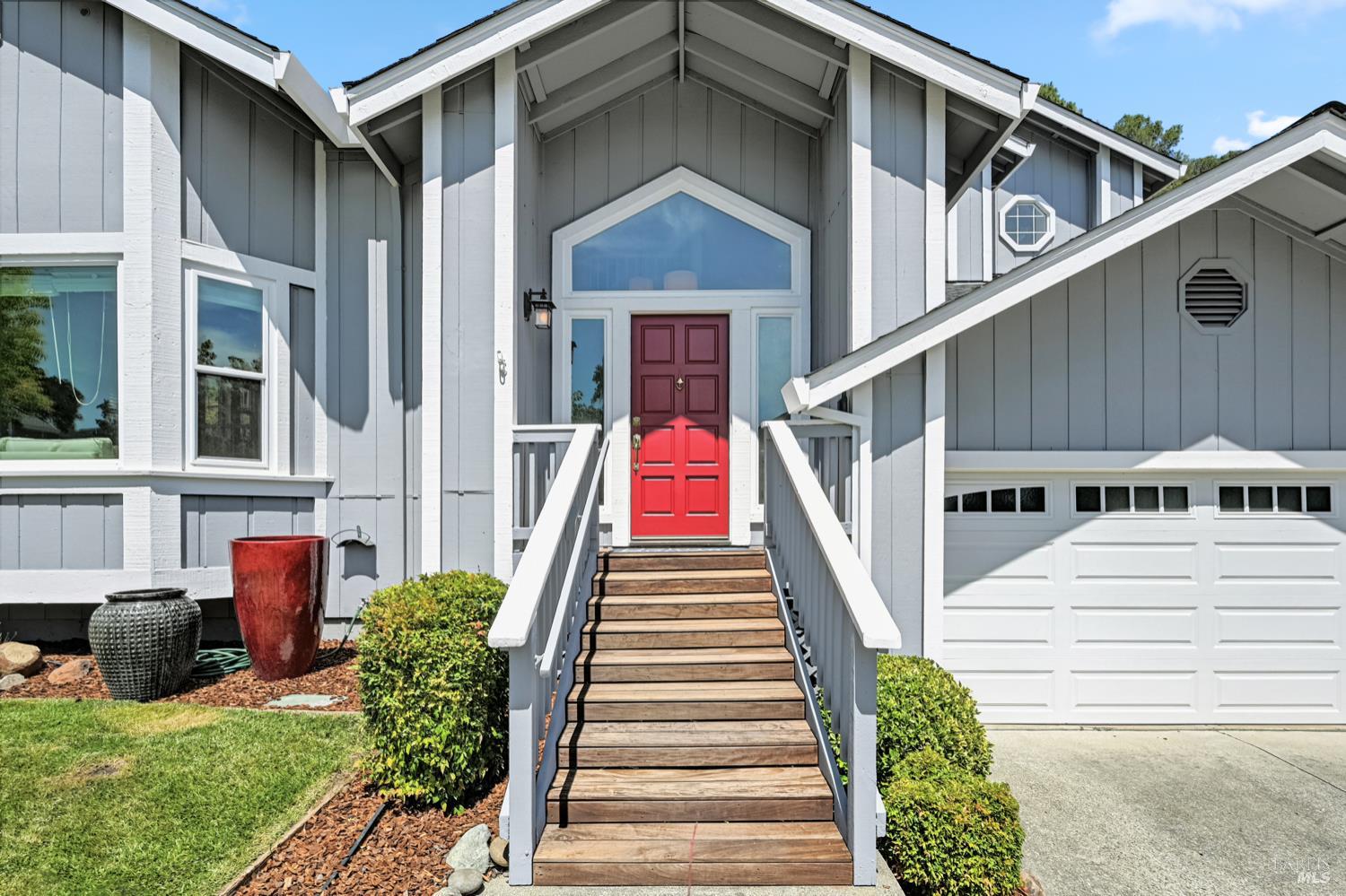 Detail Gallery Image 3 of 31 For 201 Deborah Ct, Novato,  CA 94949 - 4 Beds | 3 Baths