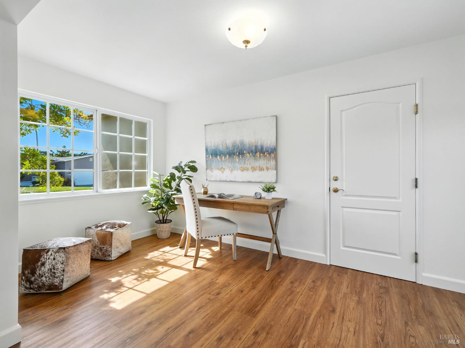 Detail Gallery Image 9 of 40 For 1388 Donna St, Novato,  CA 94947 - 3 Beds | 2 Baths