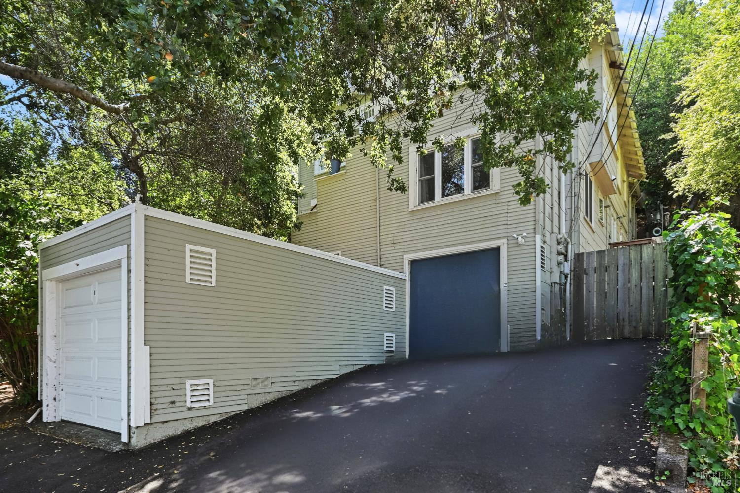 Detail Gallery Image 5 of 32 For 107 Stadium Ave, Mill Valley,  CA 94941 - – Beds | – Baths