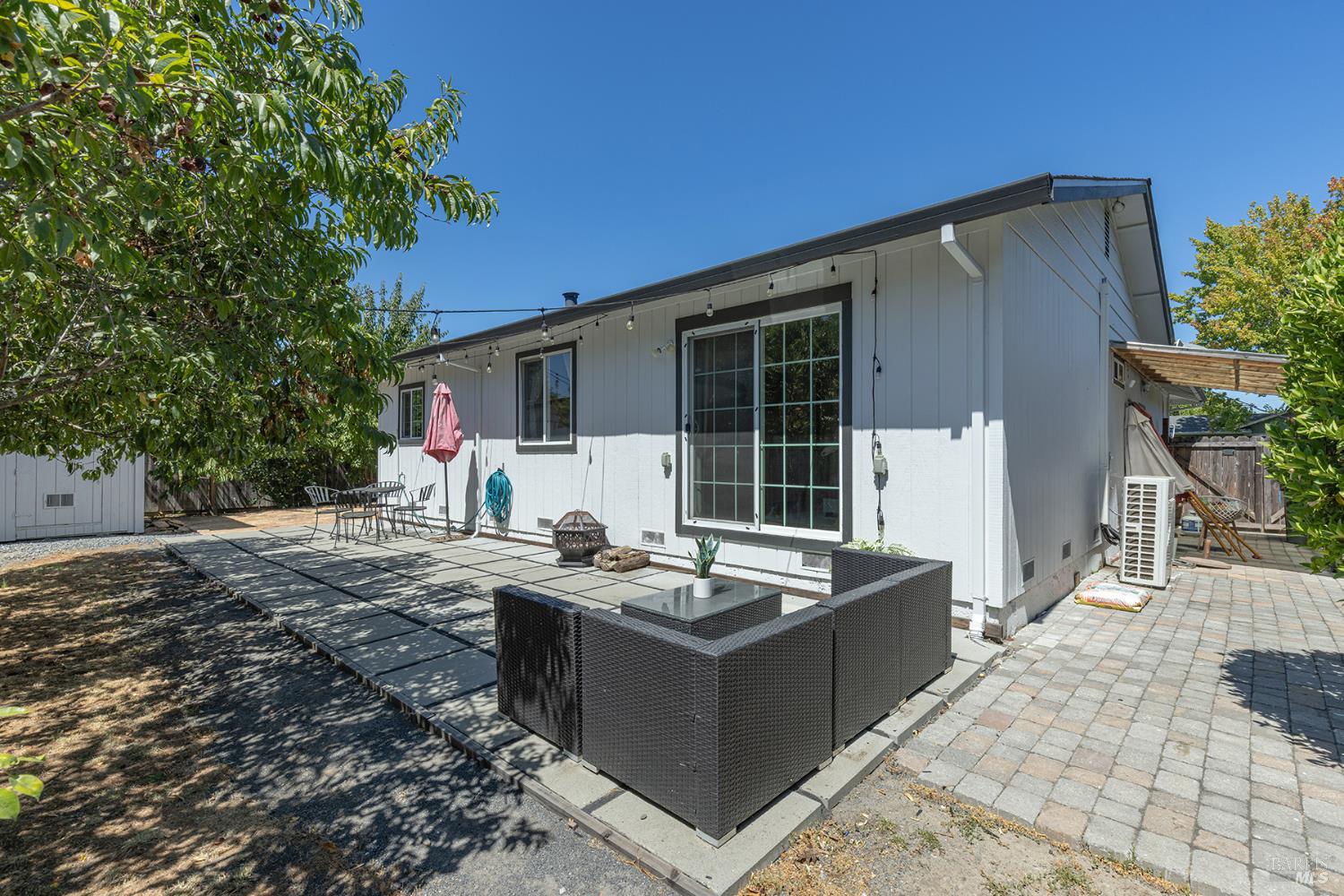 Detail Gallery Image 26 of 27 For 1538 Surrey Dr, Santa Rosa,  CA 95401 - 2 Beds | 1 Baths