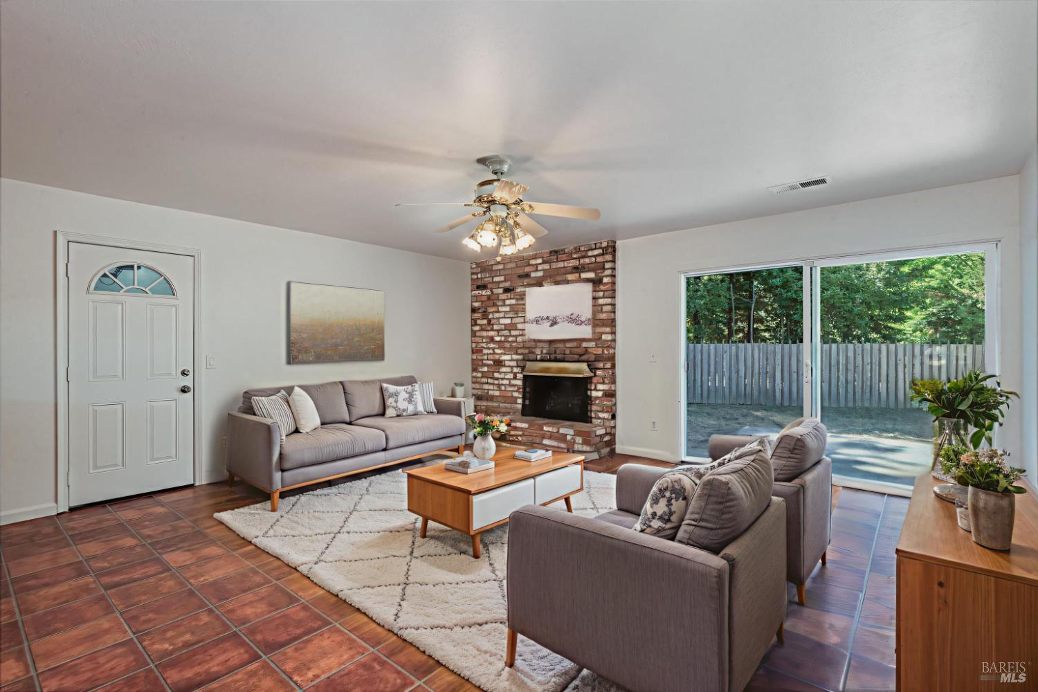 Detail Gallery Image 19 of 51 For 5414 Hessel Ave, Sebastopol,  CA 95472 - 3 Beds | 2 Baths