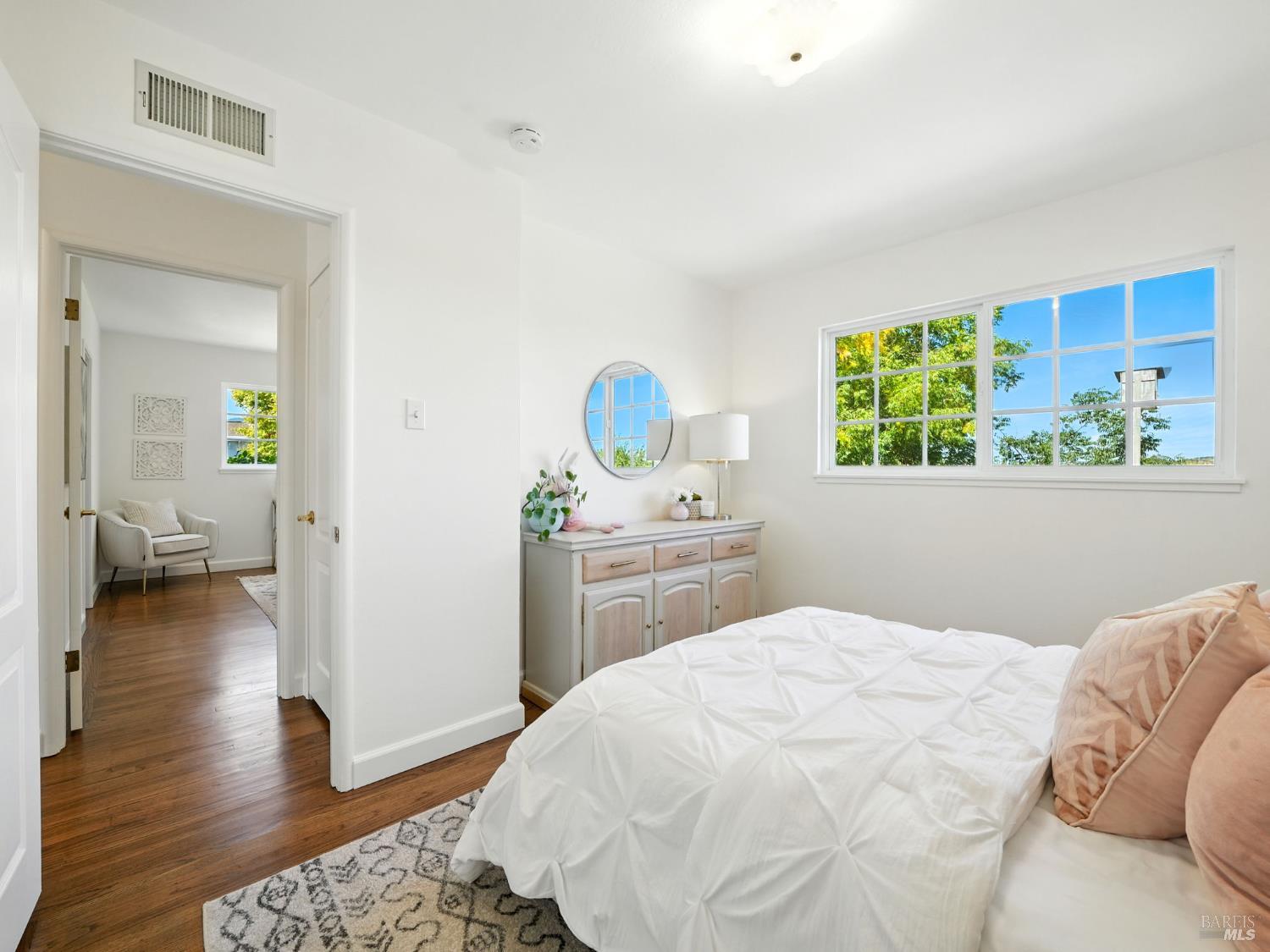 Detail Gallery Image 17 of 40 For 1388 Donna St, Novato,  CA 94947 - 3 Beds | 2 Baths