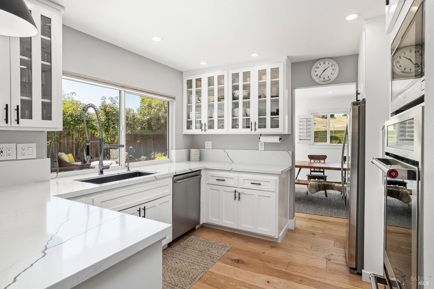 Detail Gallery Image 9 of 29 For 26 Sotelo Way, Novato,  CA 94945 - 4 Beds | 2/1 Baths