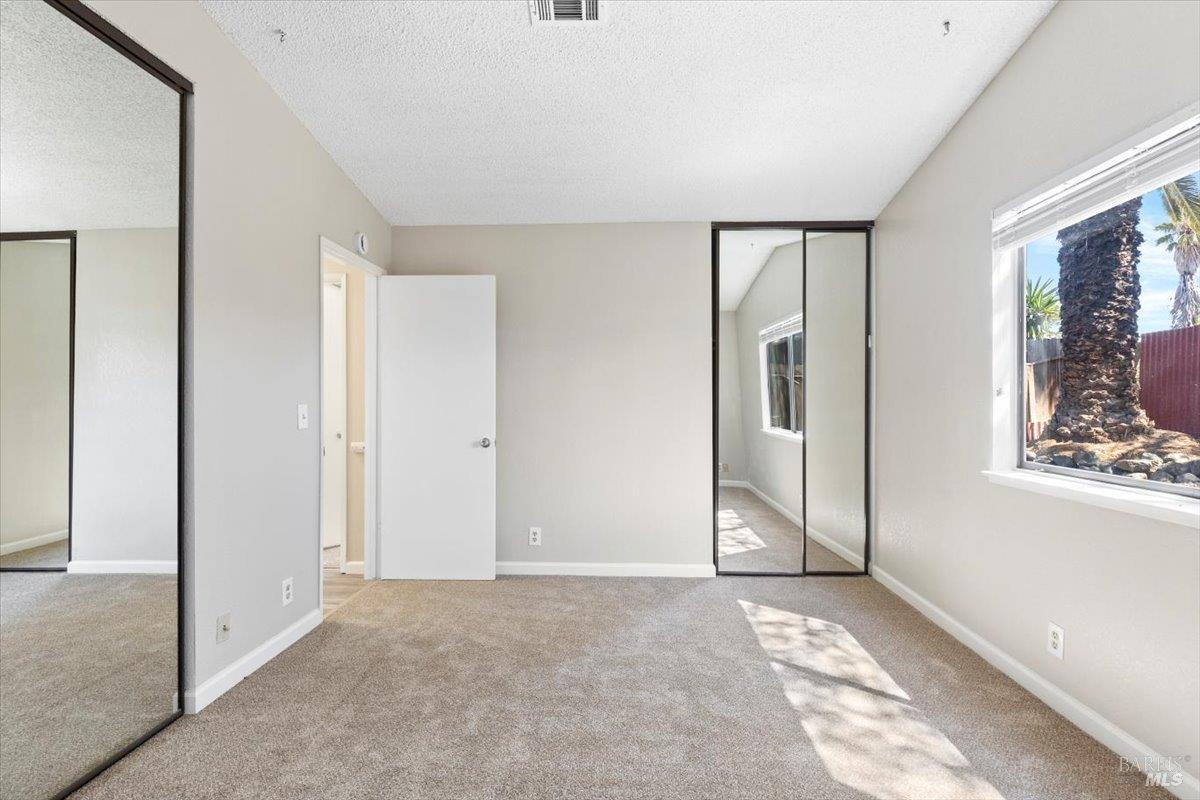 Detail Gallery Image 19 of 44 For 987 Daniel St, Fairfield,  CA 94533 - 2 Beds | 2 Baths