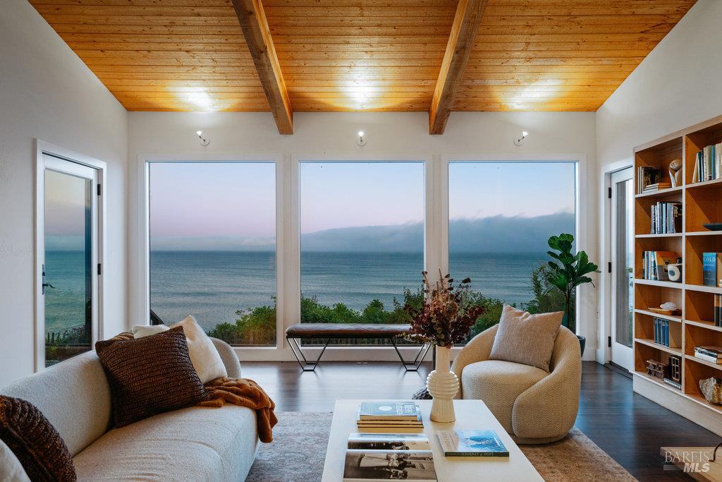 Detail Gallery Image 19 of 23 For 77 Crescente Ave, Bolinas,  CA 94924 - 4 Beds | 3 Baths