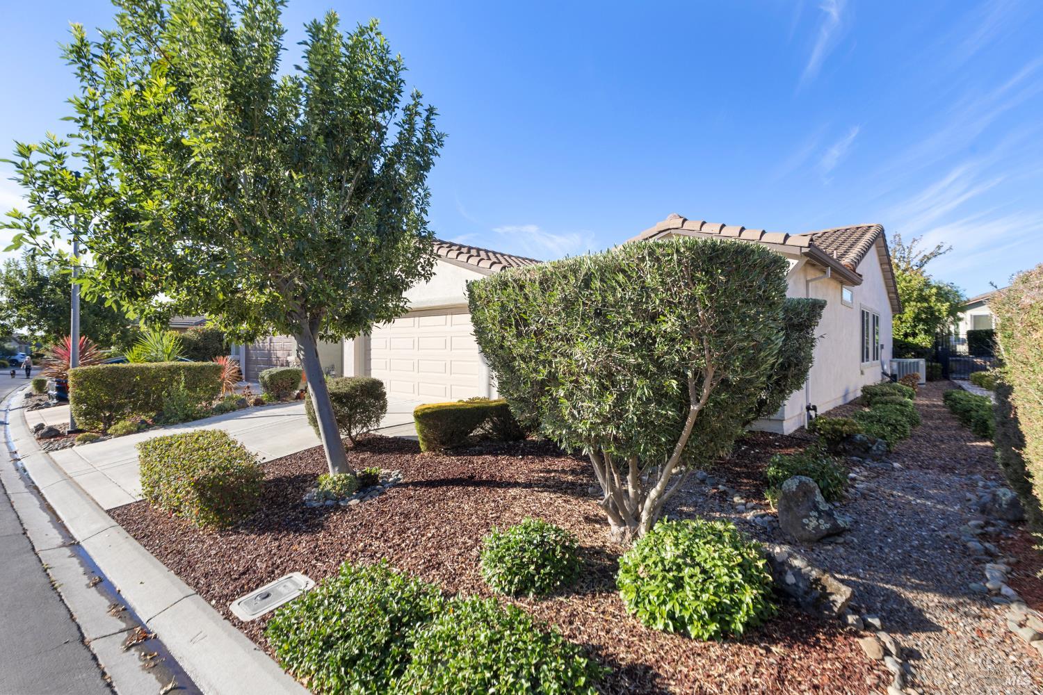 Detail Gallery Image 3 of 27 For 319 Birch Ridge Dr, Rio Vista,  CA 94571 - 2 Beds | 2 Baths