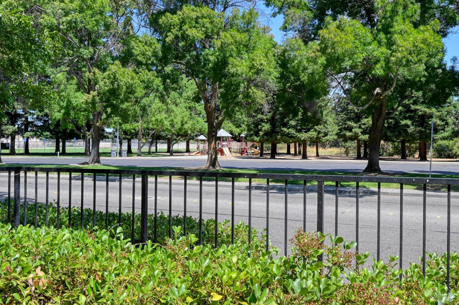 Detail Gallery Image 17 of 18 For 1801 Marshall Rd #705,  Vacaville,  CA 95687 - 2 Beds | 2 Baths