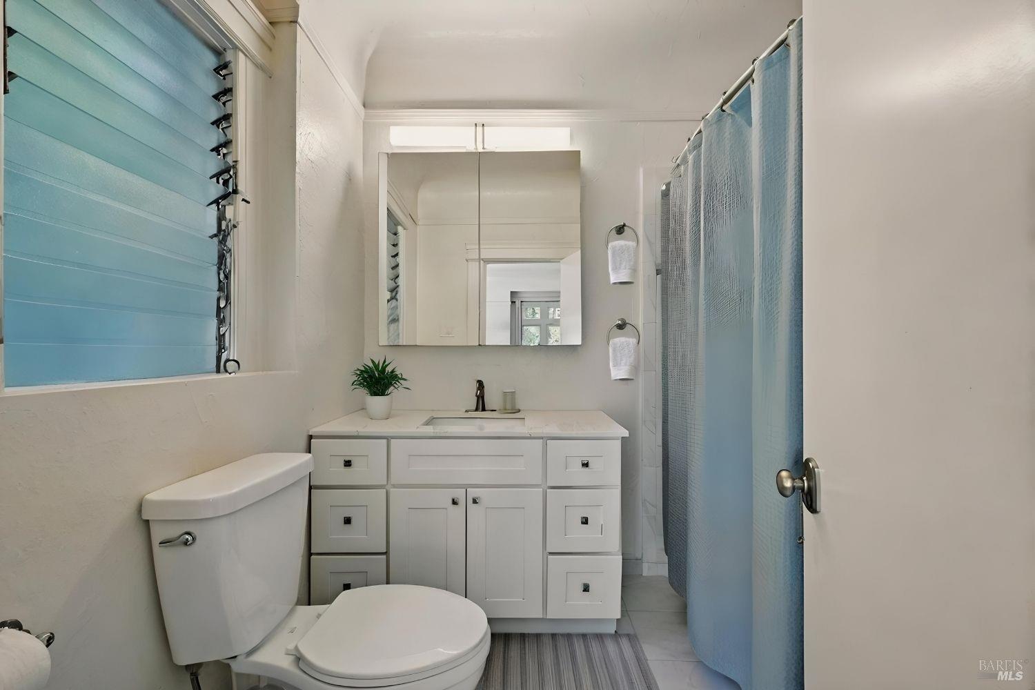 Detail Gallery Image 13 of 32 For 107 Stadium Ave, Mill Valley,  CA 94941 - – Beds | – Baths
