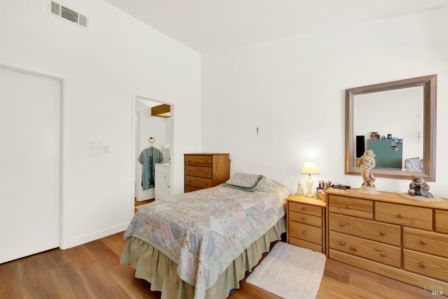 Detail Gallery Image 33 of 50 For 240 Grand Canyon Dr, Vacaville,  CA 95687 - 2 Beds | 2 Baths