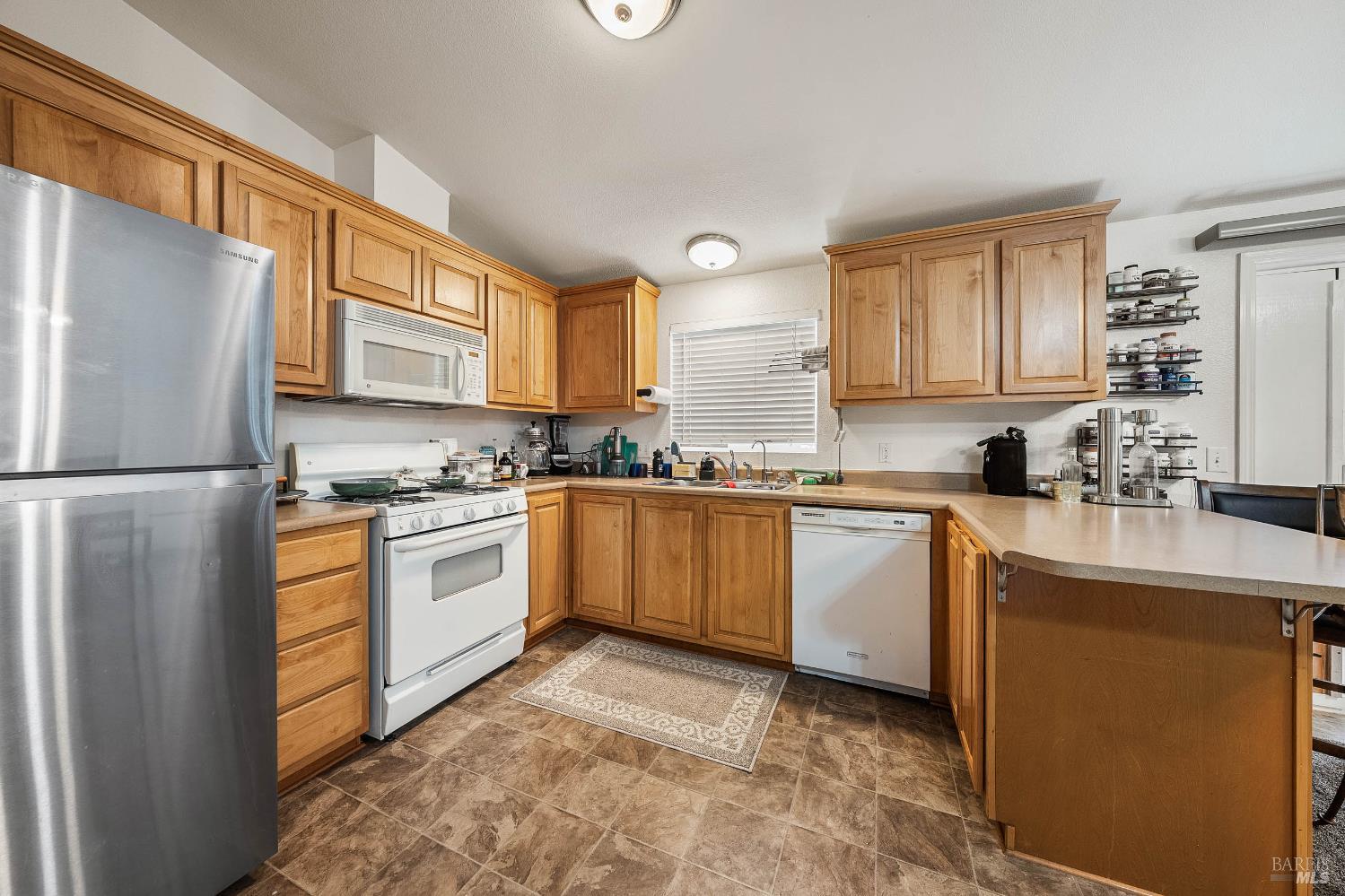 Detail Gallery Image 6 of 40 For 5187 Tomahawk Way, Kelseyville,  CA 95451 - 2 Beds | 2 Baths
