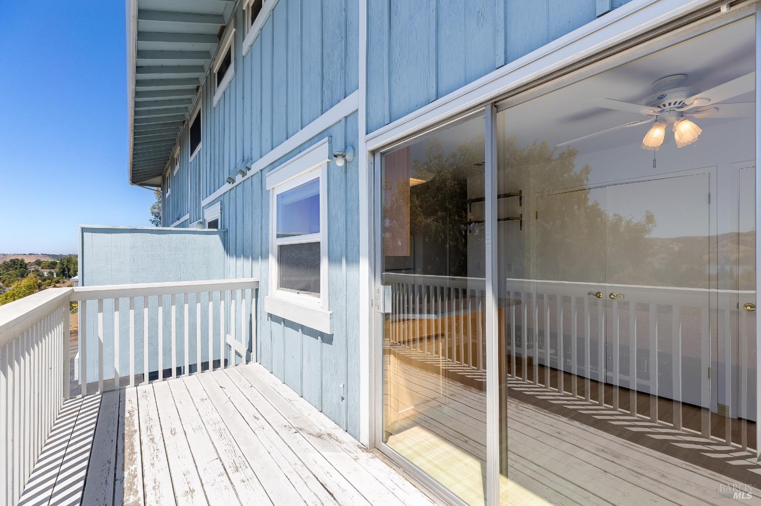 Detail Gallery Image 50 of 62 For 117 Sunset Cir #34,  Benicia,  CA 94510 - 3 Beds | 1/1 Baths