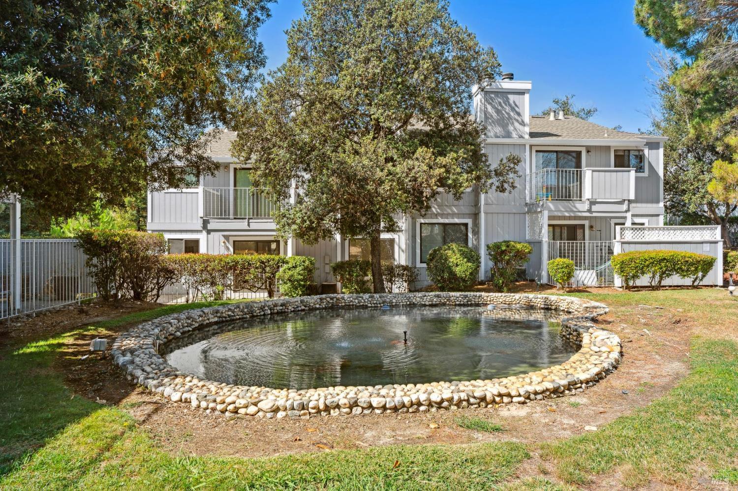 Detail Gallery Image 20 of 24 For 58 Hector Ln, Novato,  CA 94949 - 2 Beds | 1 Baths