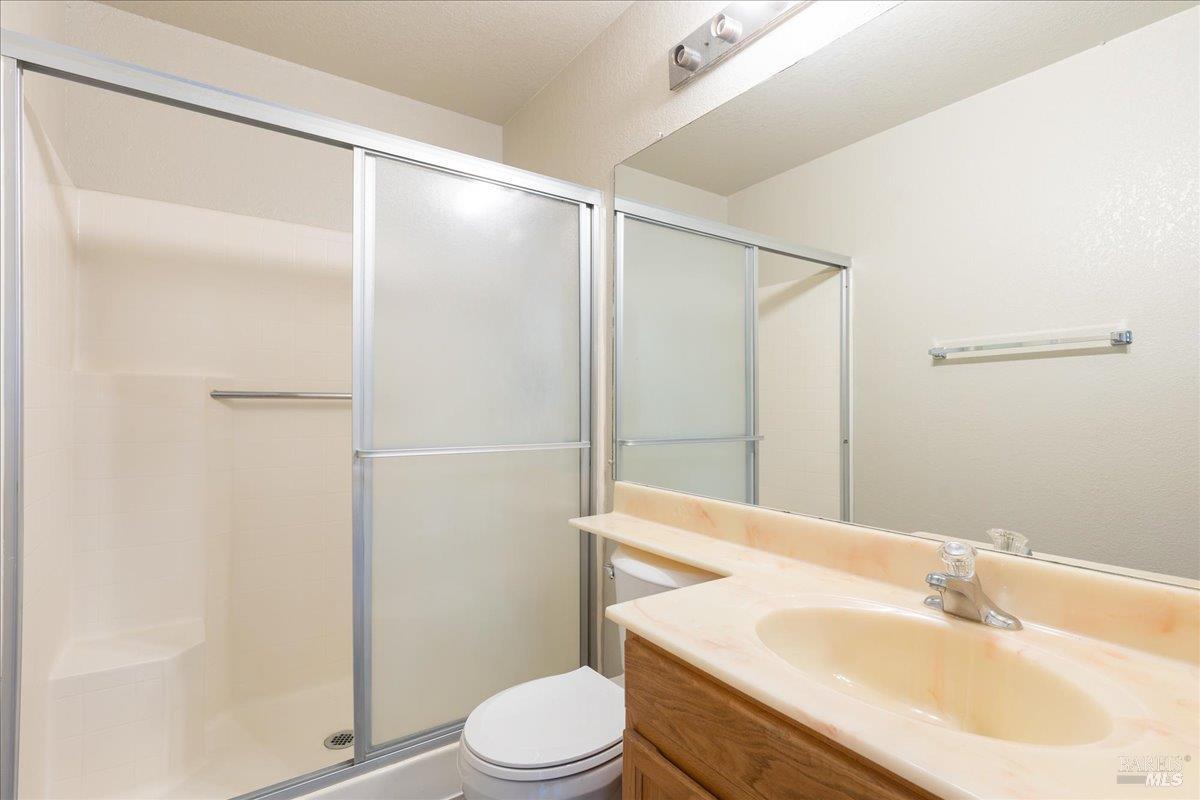 Detail Gallery Image 21 of 44 For 987 Daniel St, Fairfield,  CA 94533 - 2 Beds | 2 Baths