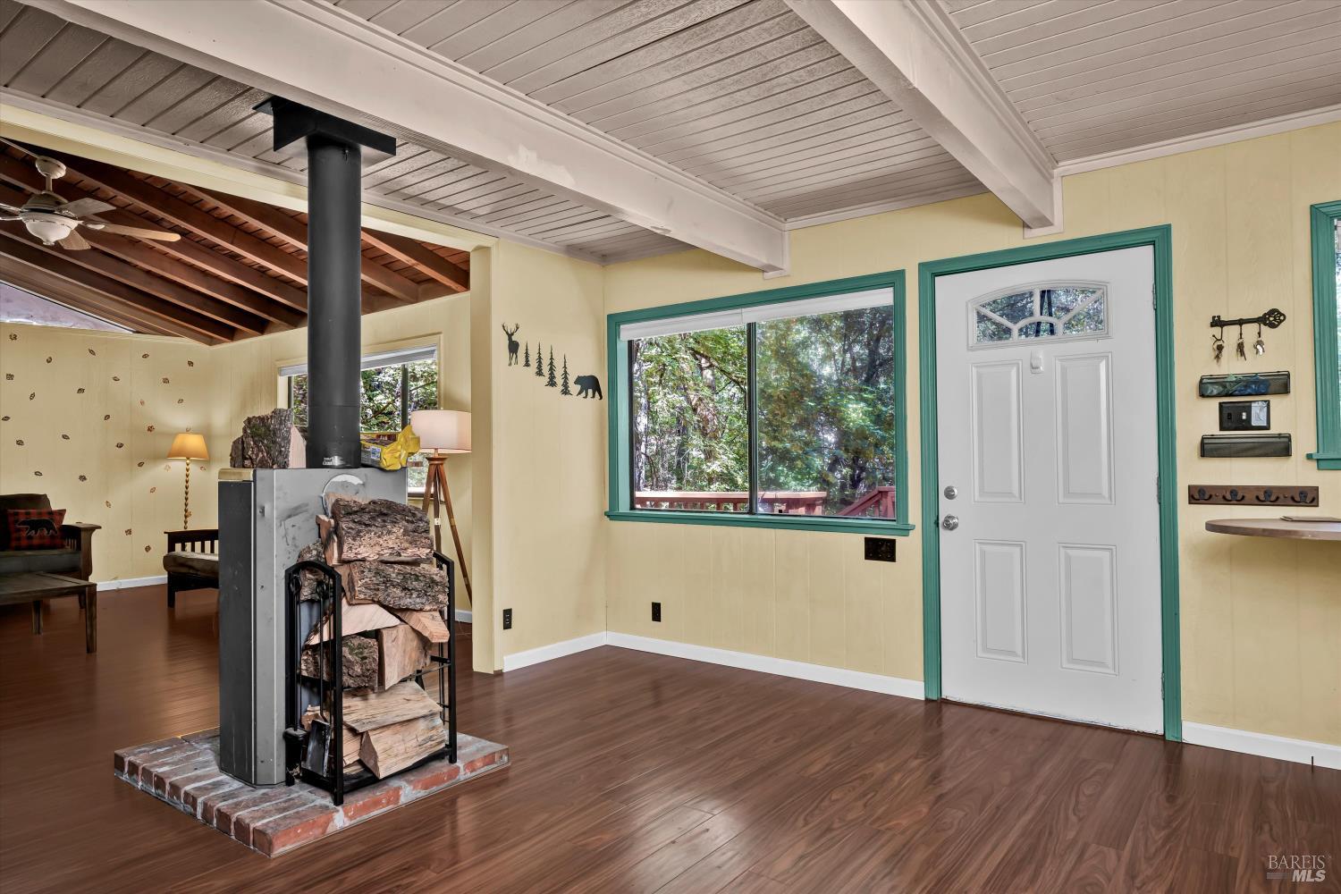 Detail Gallery Image 13 of 24 For 17097 Dogwood Way, Middletown,  CA 95461 - 2 Beds | 1 Baths