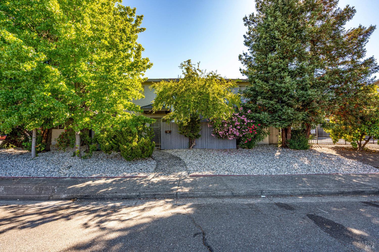 Detail Gallery Image 8 of 22 For 5020 Roma St, Santa Rosa,  CA 95409 - – Beds | – Baths
