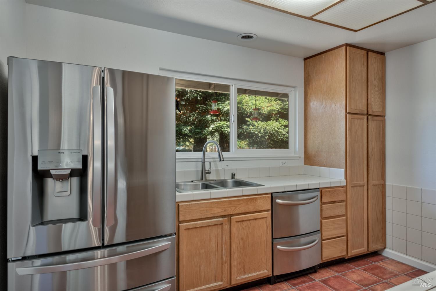 Detail Gallery Image 4 of 51 For 5414 Hessel Ave, Sebastopol,  CA 95472 - 3 Beds | 2 Baths