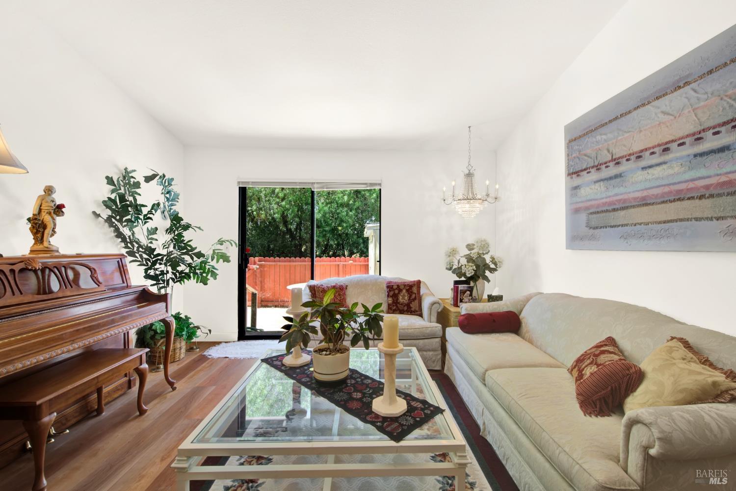 Detail Gallery Image 17 of 50 For 240 Grand Canyon Dr, Vacaville,  CA 95687 - 2 Beds | 2 Baths