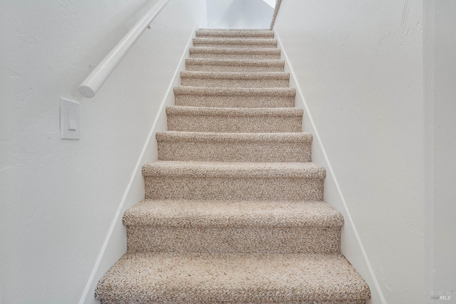 Detail Gallery Image 38 of 77 For 203 E 1st St, Napa,  CA 94559 - 4 Beds | 2/1 Baths