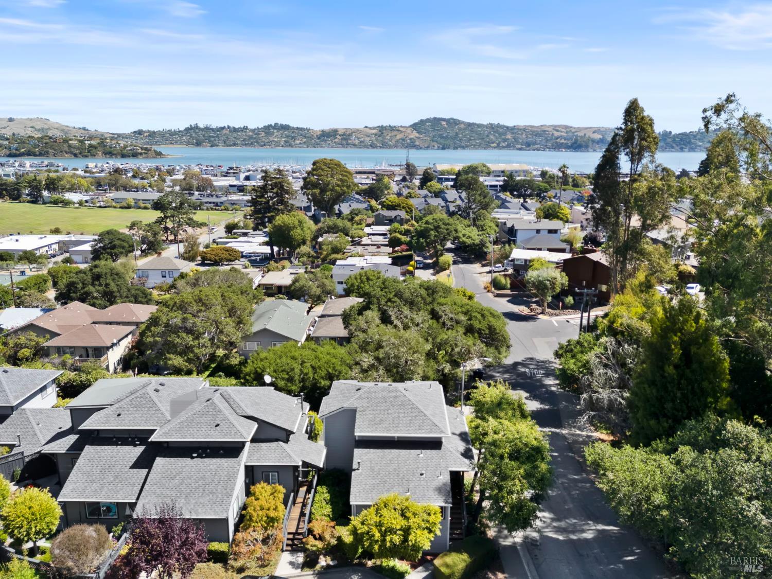 Detail Gallery Image 32 of 34 For 101 Sacramento Way, Sausalito,  CA 94965 - 4 Beds | 3 Baths