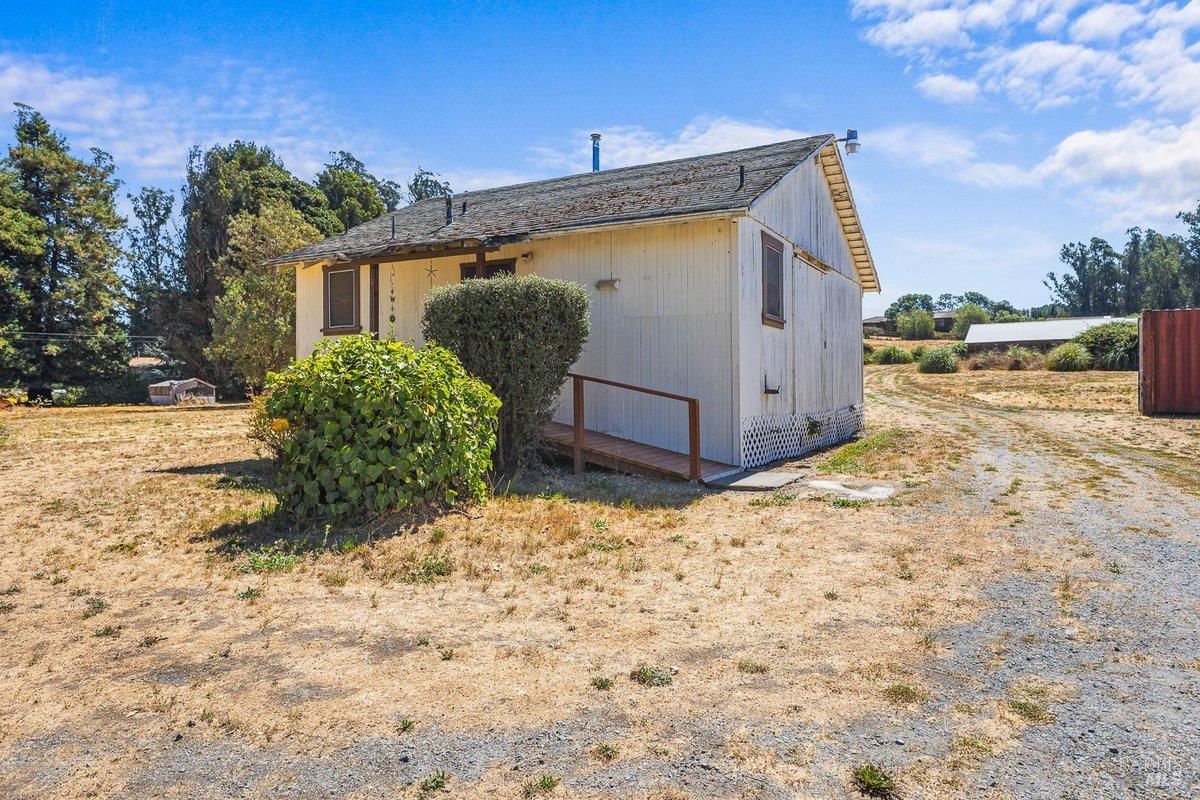 Detail Gallery Image 5 of 67 For 300 W Railroad Ave, Cotati,  CA 94931 - 3 Beds | 3 Baths