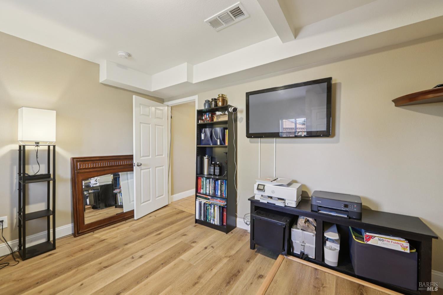 Detail Gallery Image 24 of 41 For 1210 Florida St, Vallejo,  CA 94590 - 3 Beds | 2 Baths