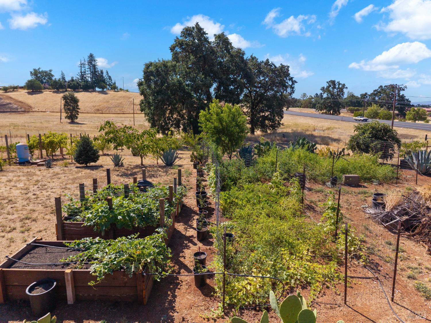 Detail Gallery Image 35 of 47 For 1720 E State Highway 20 Hwy, Upper Lake,  CA 95485 - 3 Beds | 1 Baths