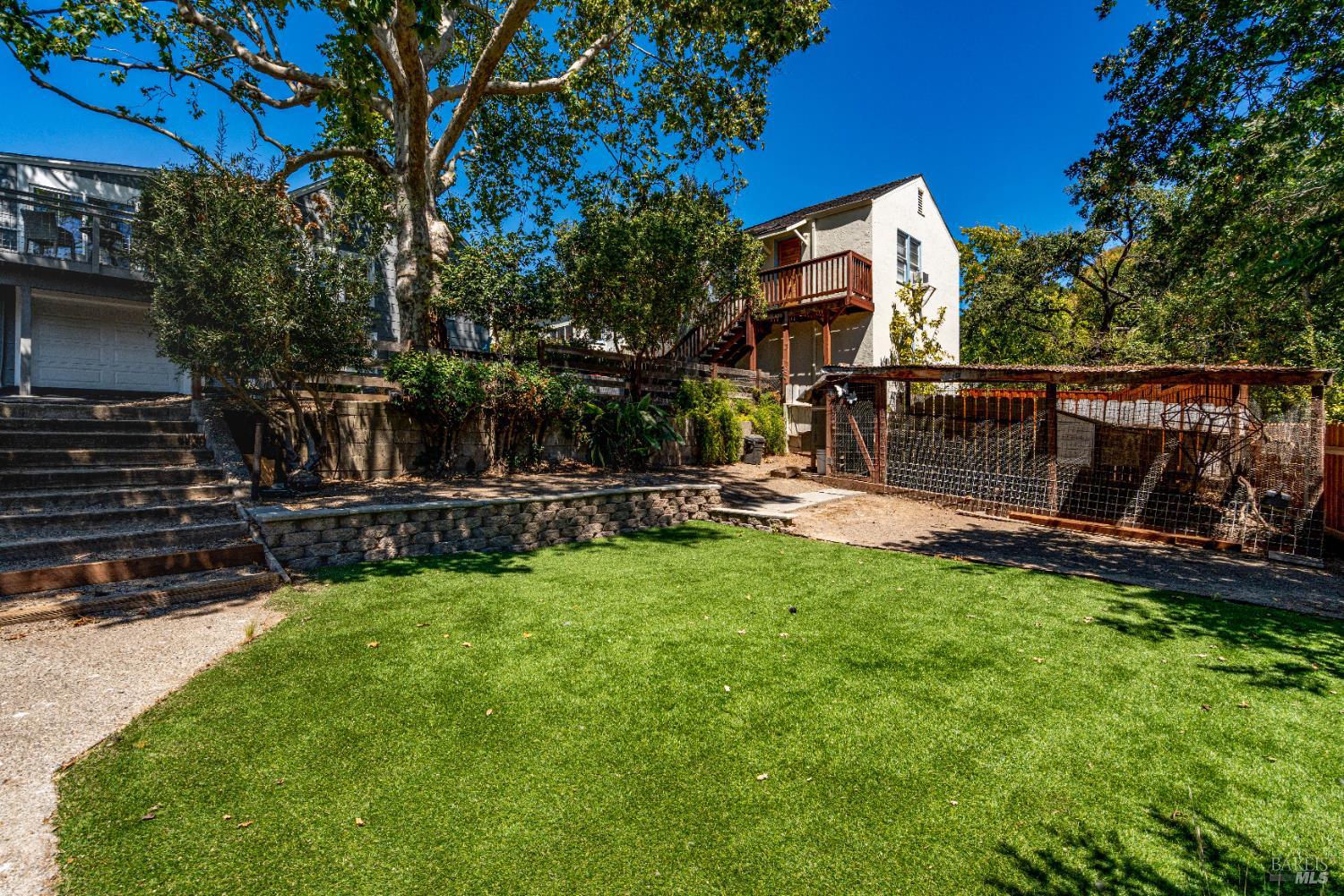 Detail Gallery Image 57 of 77 For 203 E 1st St, Napa,  CA 94559 - 4 Beds | 2/1 Baths