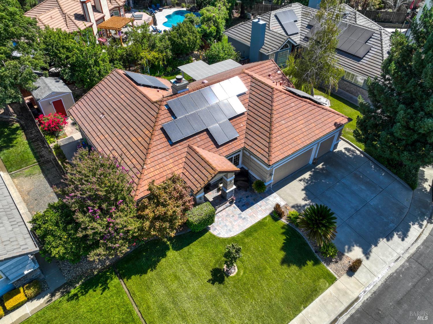 Detail Gallery Image 43 of 54 For 967 Cedar Brook Ln, Vacaville,  CA 95687 - 4 Beds | 2/1 Baths
