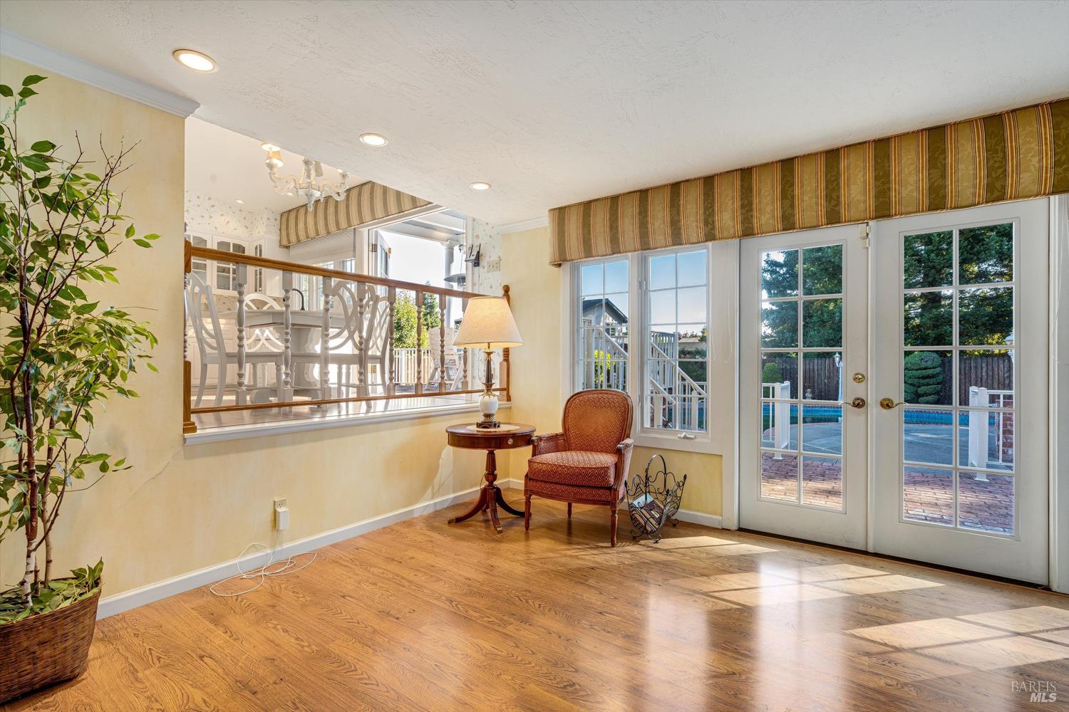 Detail Gallery Image 17 of 48 For 3968 Montrose St, Napa,  CA 94558 - 4 Beds | 3/1 Baths