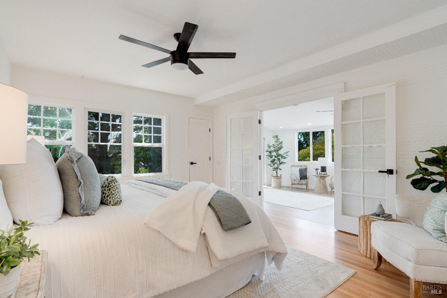 Detail Gallery Image 19 of 77 For 203 E 1st St, Napa,  CA 94559 - 4 Beds | 2/1 Baths
